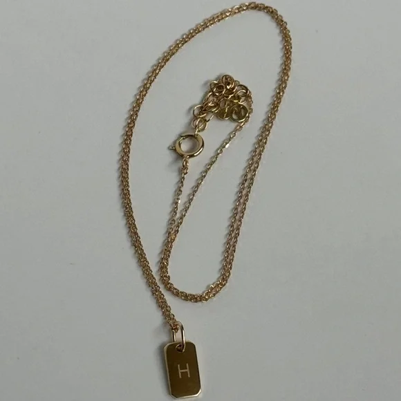 Mejuri 14K Initial Necklace - Picture 3 of 8